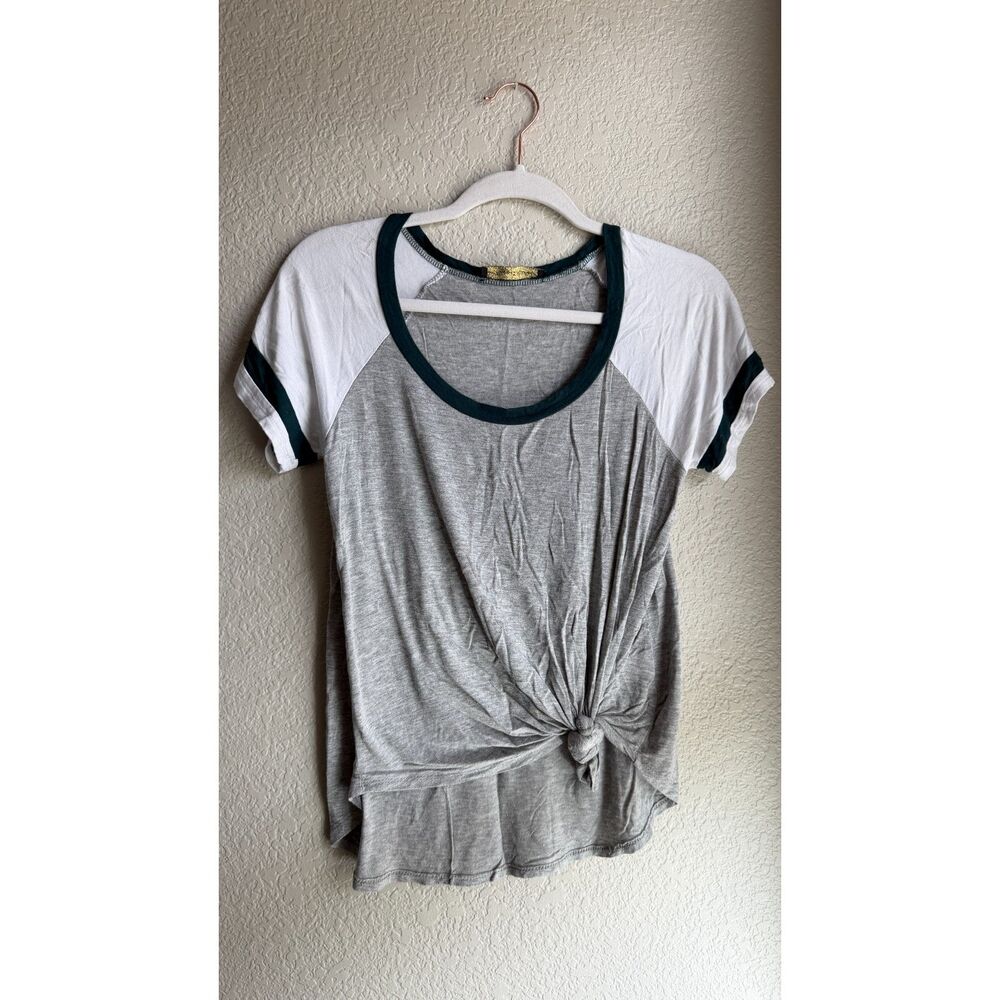 Raggs II Riches Gray Colorblock Raglan T Shirt Medium Green White Ringer Tee